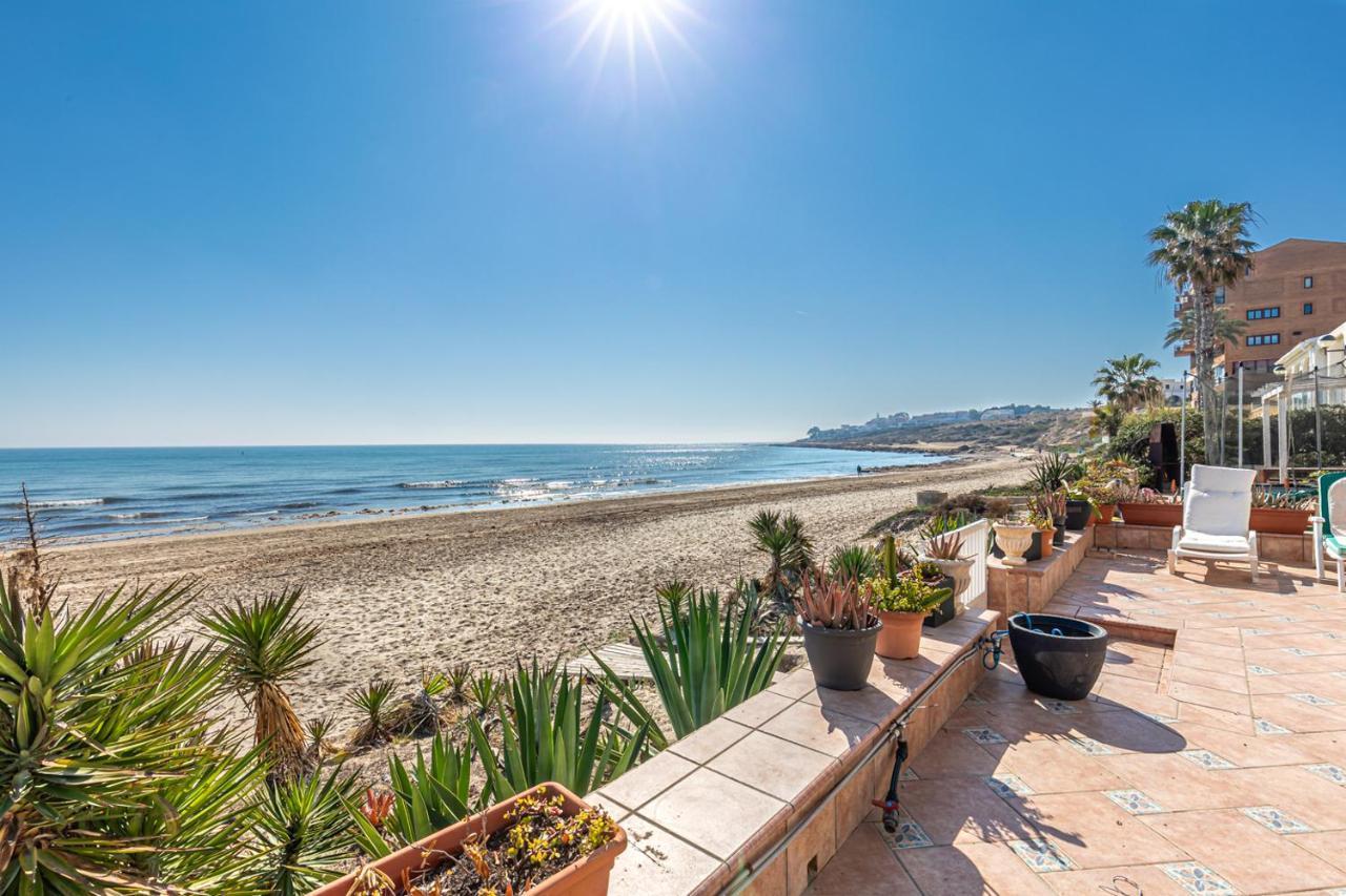 Beachfront Bliss: Apartamento A Pie De Playa لقنت المظهر الخارجي الصورة
