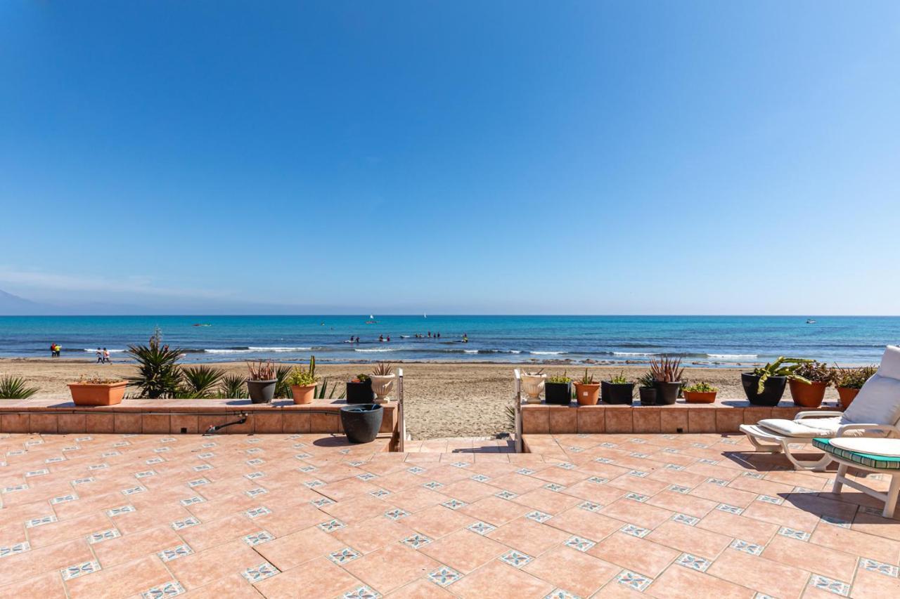 Beachfront Bliss: Apartamento A Pie De Playa لقنت المظهر الخارجي الصورة