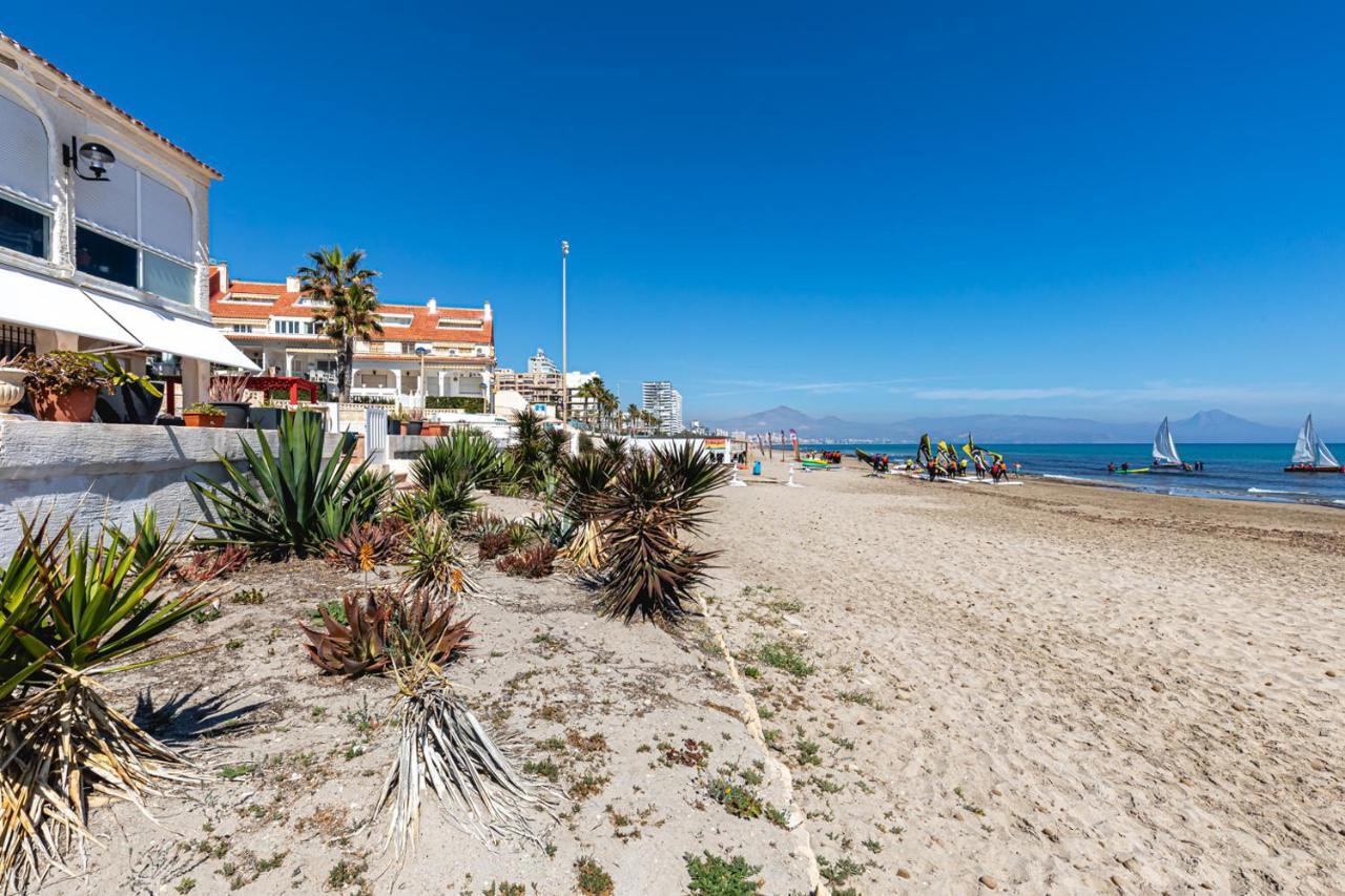 Beachfront Bliss: Apartamento A Pie De Playa لقنت المظهر الخارجي الصورة